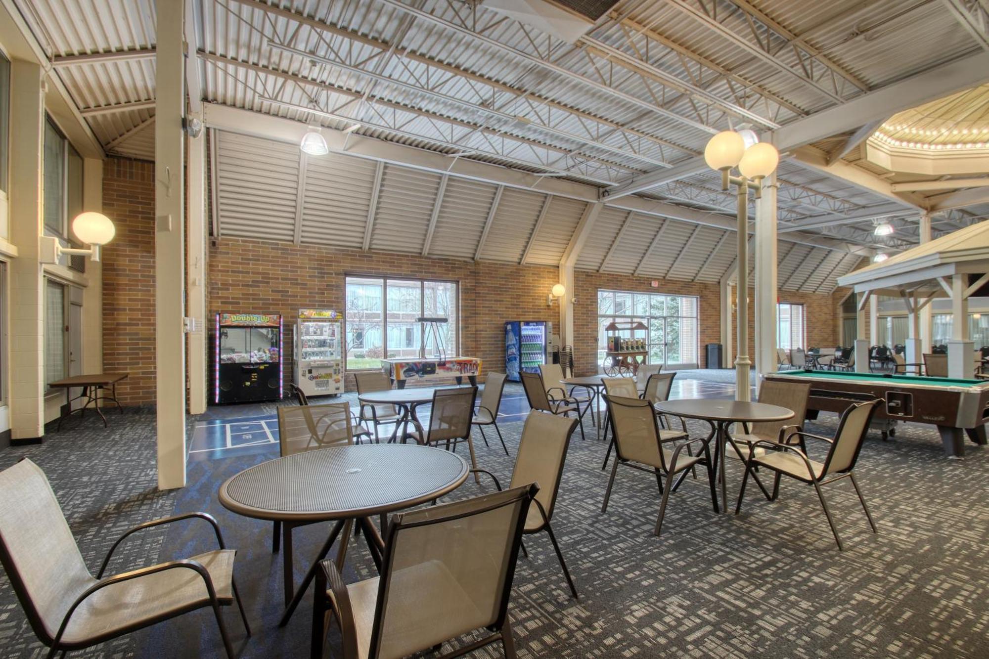 Radisson Hotel And Conference Center Fond Du Lac Luaran gambar