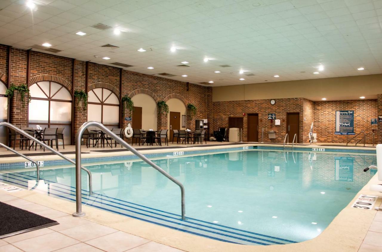 Radisson Hotel And Conference Center Fond Du Lac Luaran gambar