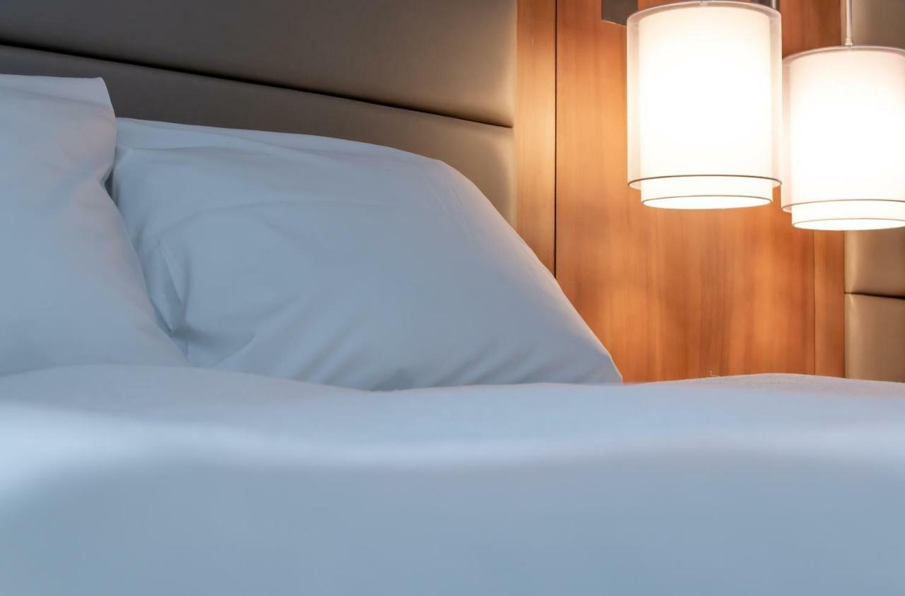 Radisson Hotel And Conference Center Fond Du Lac Luaran gambar